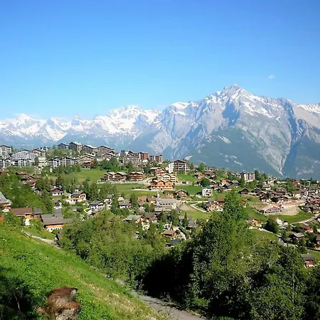 Charming With Valley-view Апартаменты
